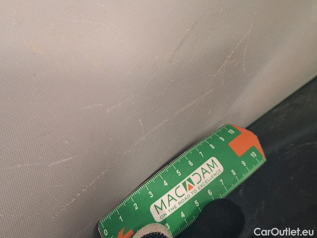  Toyota  RAV4 TOYOTA  Hybride / 2018 / 5P / SUV Hybride AWD Dynamic Business Beyond Zero #30