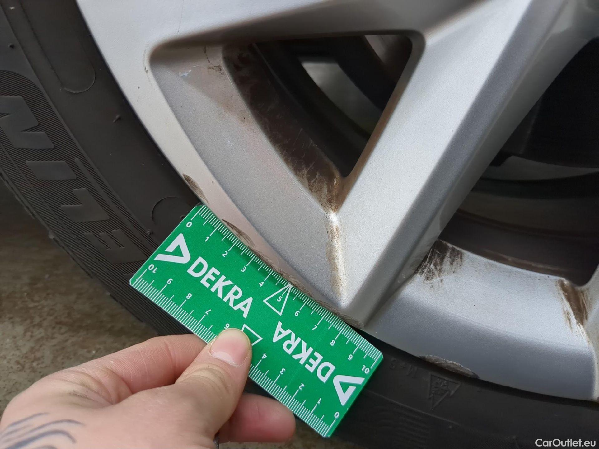  Seat  Leon SEAT  Sportstourer / 2020 / 5P / Break 1.0 eTSI 110 DSG S&S Style Business #15