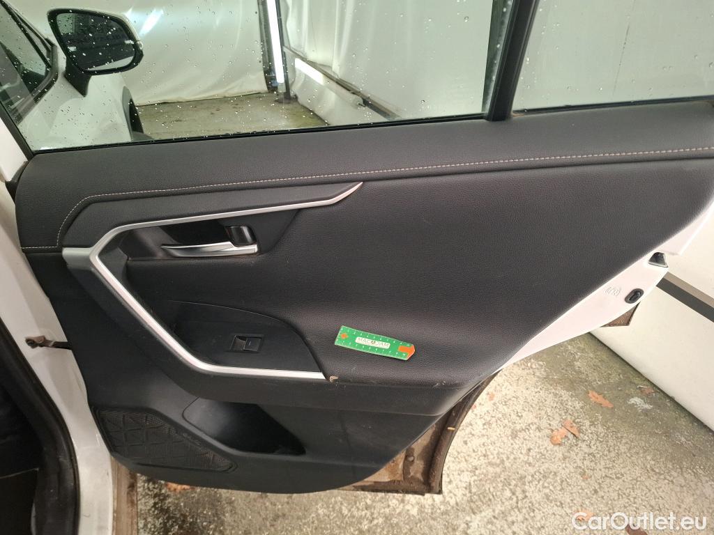  Toyota  RAV4 TOYOTA  Hybride / 2018 / 5P / SUV Hybride AWD Dynamic Business Beyond Zero #2