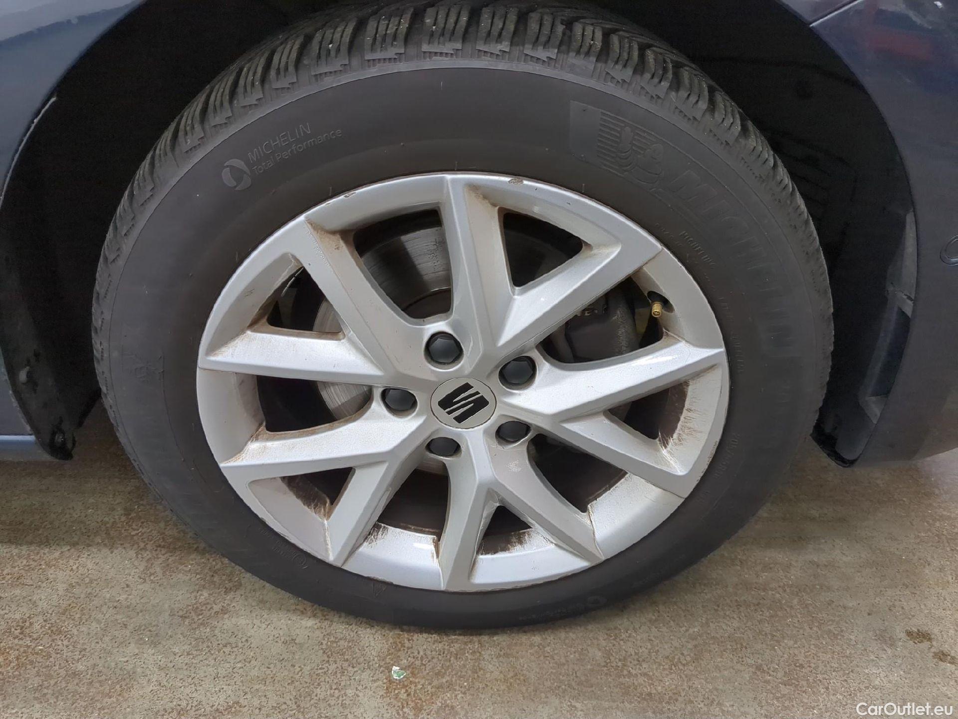  Seat  Leon SEAT  Sportstourer / 2020 / 5P / Break 1.0 eTSI 110 DSG S&S Style Business #14