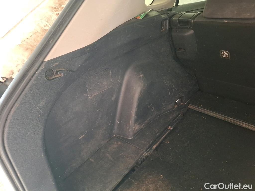  Toyota  RAV4 TOYOTA  Hybride / 2018 / 5P / SUV Hybride AWD Dynamic Business Beyond Zero #17