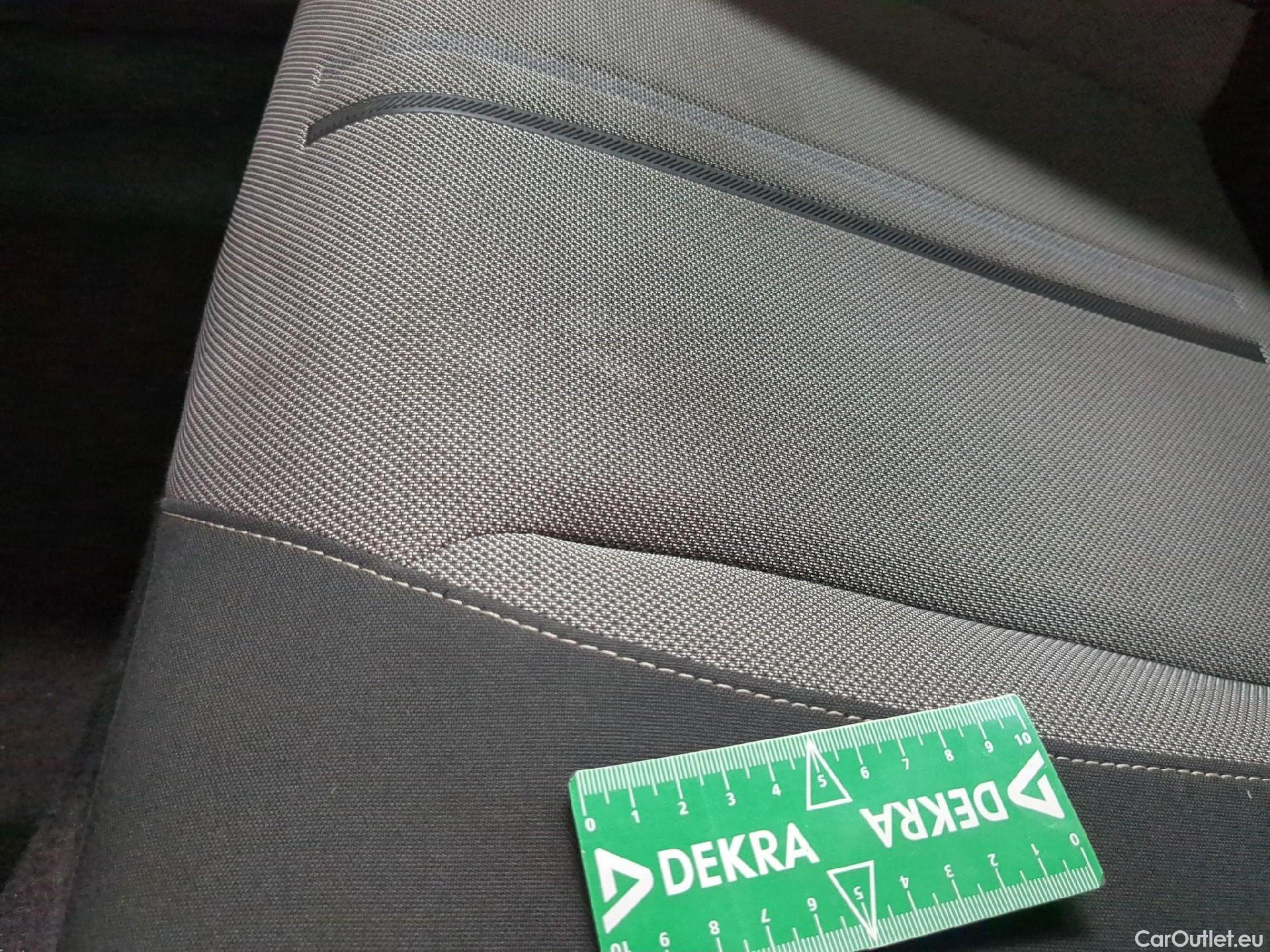  Seat  Leon SEAT  Sportstourer / 2020 / 5P / Break 1.0 eTSI 110 DSG S&S Style Business #1