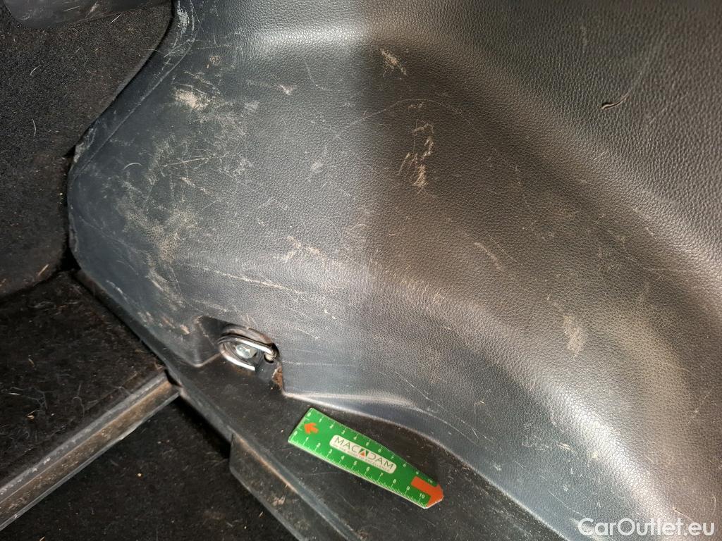  Toyota  RAV4 TOYOTA  Hybride / 2018 / 5P / SUV Hybride AWD Dynamic Business Beyond Zero #13