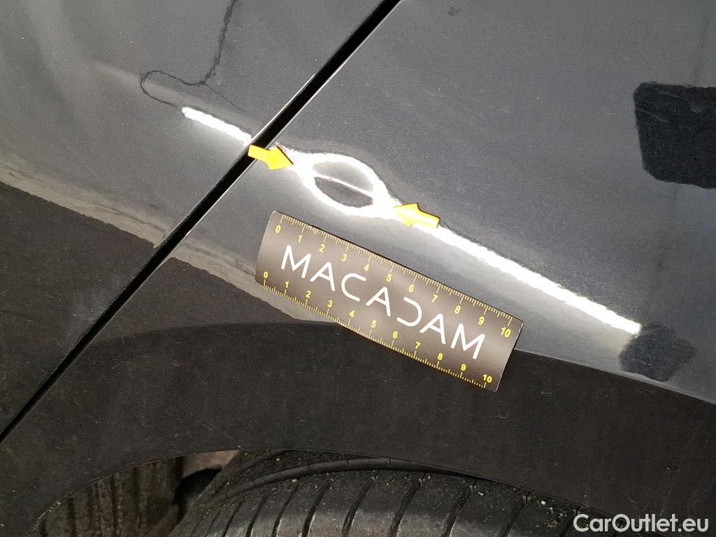  Volkswagen  Golf  VOLKSWAGEN / 2020 / 5P / Berline 2.0 TDI SCR 115 DSG7 Life Busi #7