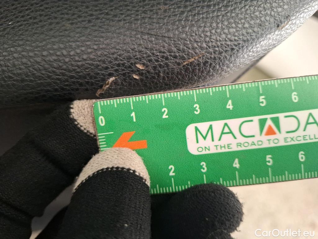  Toyota  RAV4 TOYOTA  Hybride / 2018 / 5P / SUV Hybride AWD Dynamic Business Beyond Zero #4