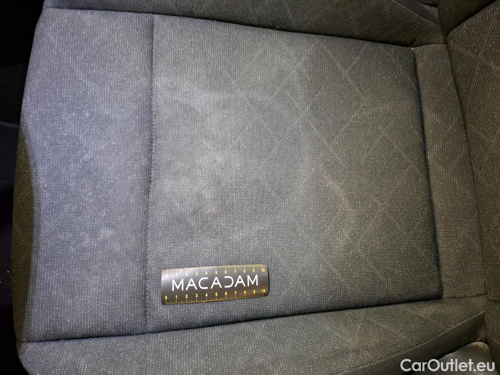  Volkswagen  Golf  VIII Berline Life Plus 2.0 TDI 115CV BVA7 E6d #7