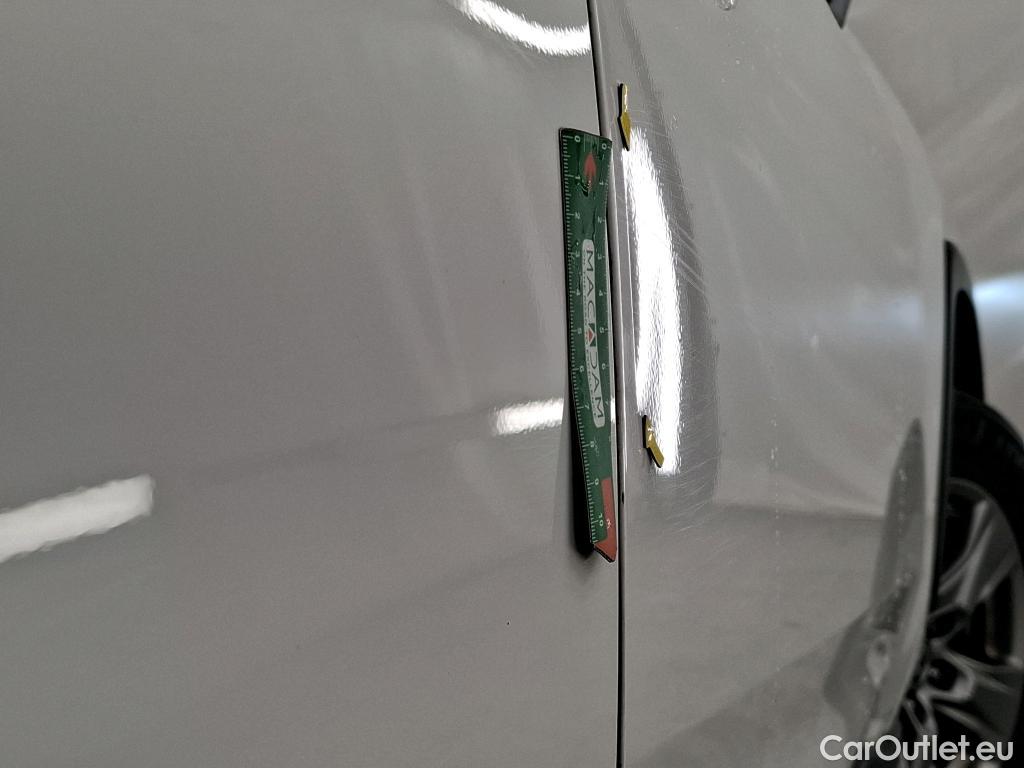  Toyota  RAV4 TOYOTA  Hybride / 2018 / 5P / SUV Hybride AWD Dynamic Business Beyond Zero #23