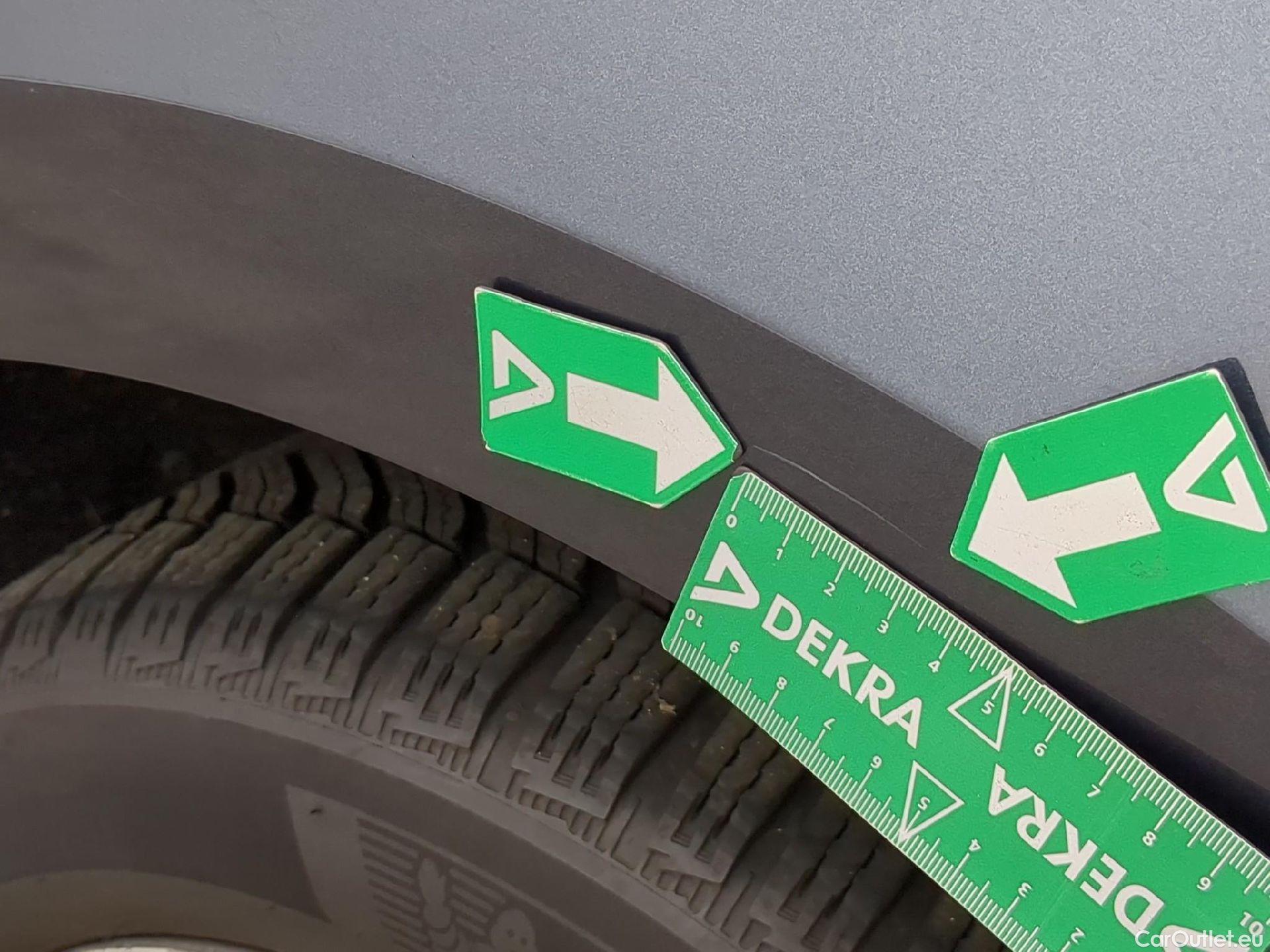  Seat  Leon SEAT  Sportstourer / 2020 / 5P / Break 1.0 eTSI 110 DSG S&S Style Business #45