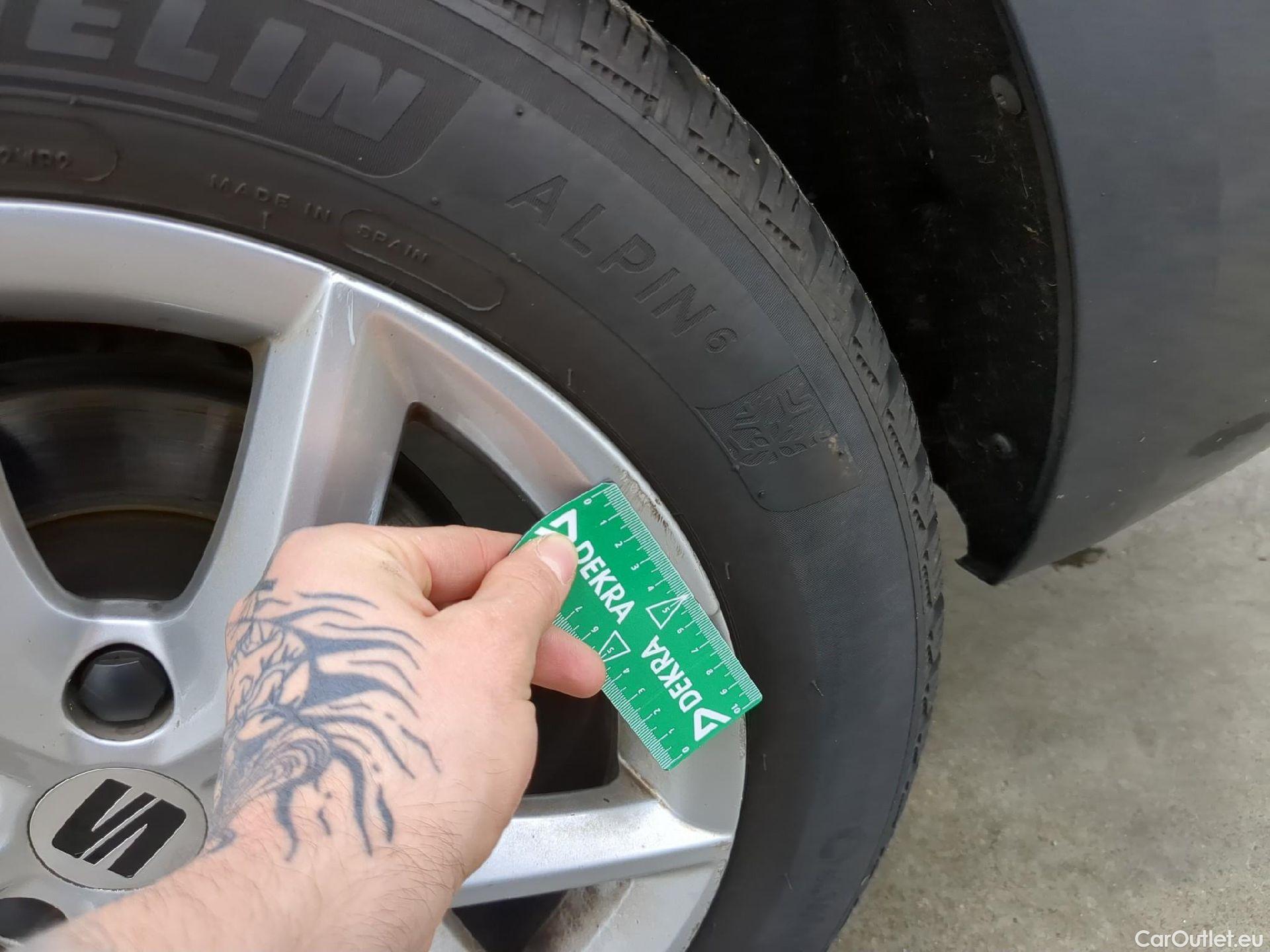  Seat  Leon SEAT  Sportstourer / 2020 / 5P / Break 1.0 eTSI 110 DSG S&S Style Business #28