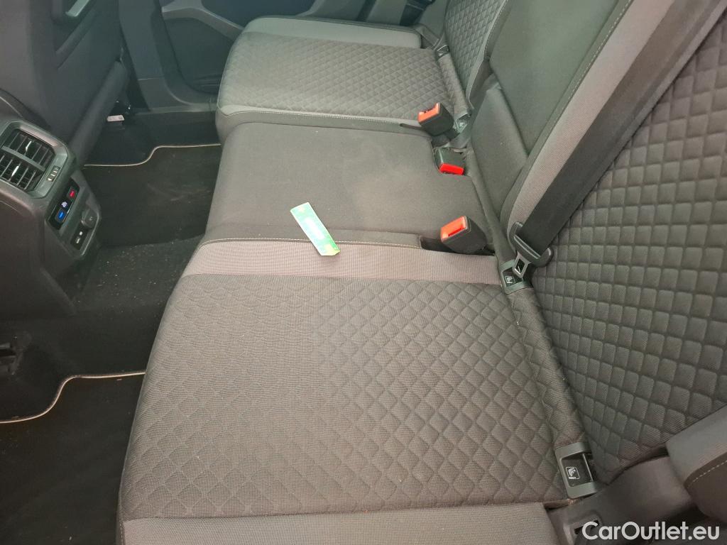  Volkswagen  Tiguan VOLKSWAGEN  / 2016 / 5P / SUV 2.0 TDI 150 DSG7 Confortline Business #16