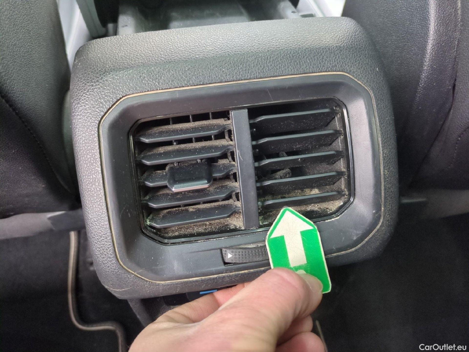  Volkswagen  Tiguan VOLKSWAGEN  Allspace / 2017 / 5P / SUV 1.5 TSI 150 EVO DSG7 Carat Exclusive #32