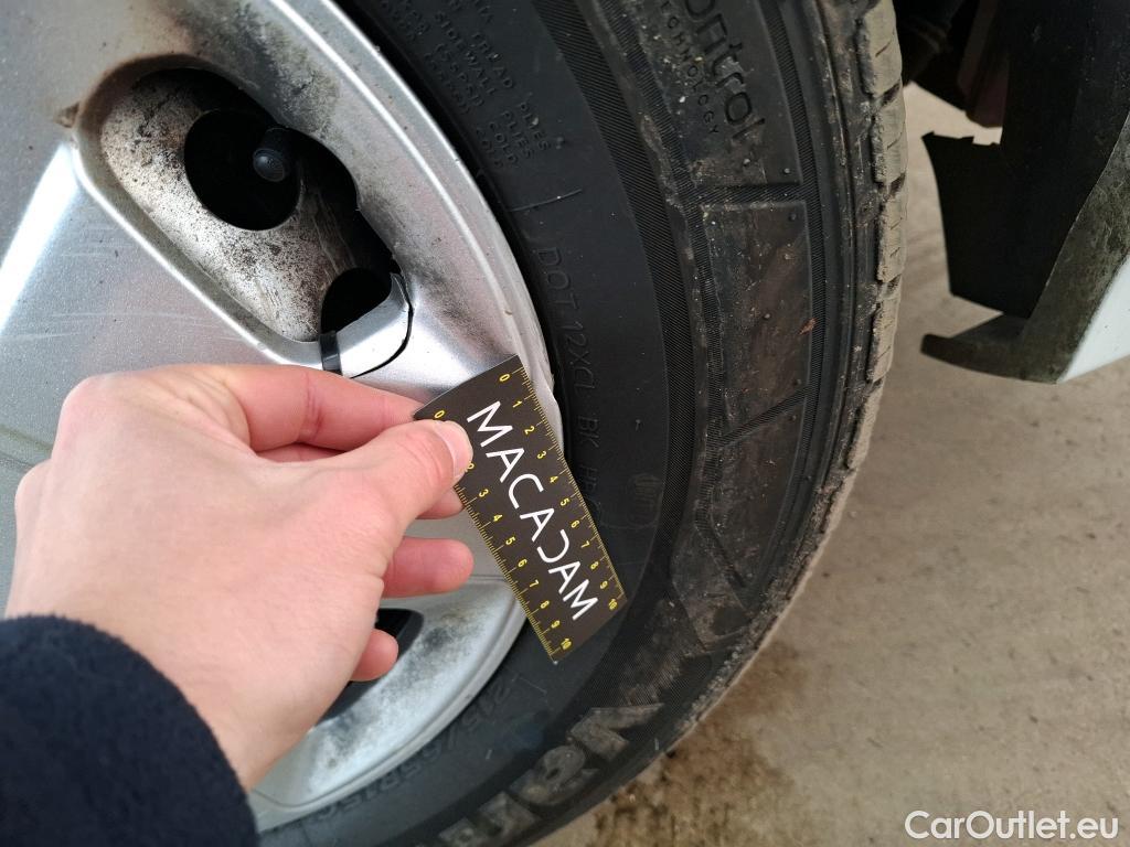  Ford  Transit FORD  Custom  2018  4P  Fourgon tôlé 20 ECOBLUE 130 300 L1H1 TREND BUSINESS #38