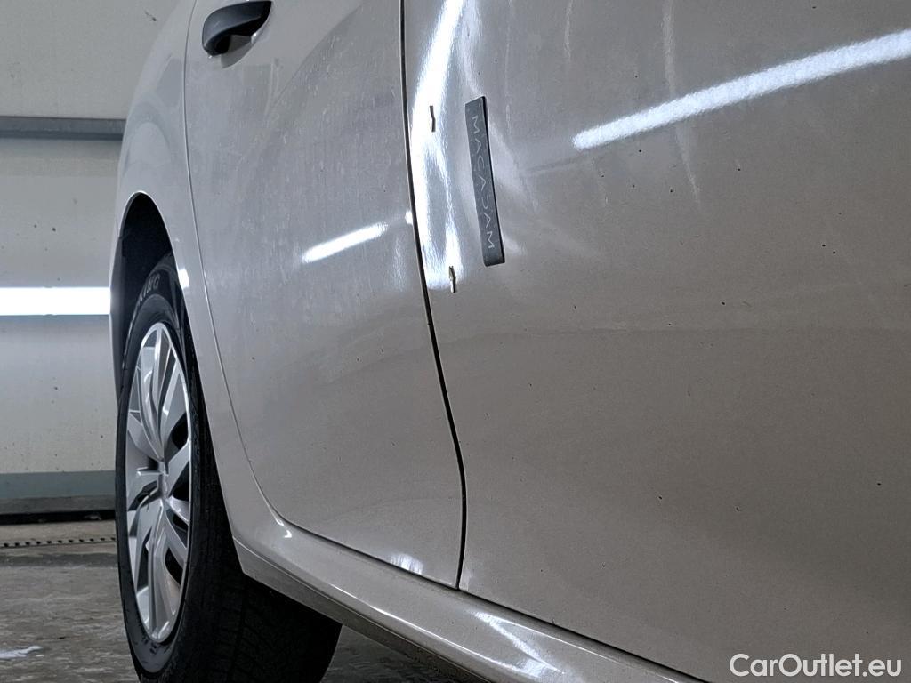  Peugeot  208  Premium 1.5 HDi 100CV BVM6 E6d #5