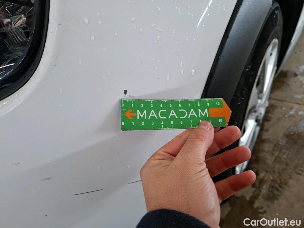  Citroen  C3  Société Feel 1.5 BlueHDI 100CV BVM5 E6dT #38