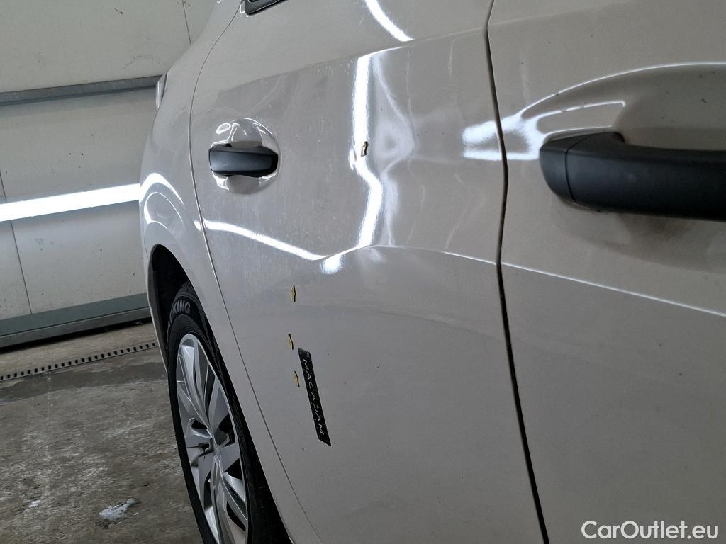  Peugeot  208  Premium 1.5 HDi 100CV BVM6 E6d #14