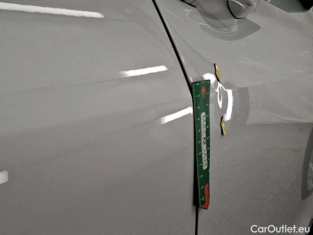  Volkswagen  Tiguan VOLKSWAGEN  / 2016 / 5P / SUV 2.0 TDI 150 DSG7 Confortline Business #13