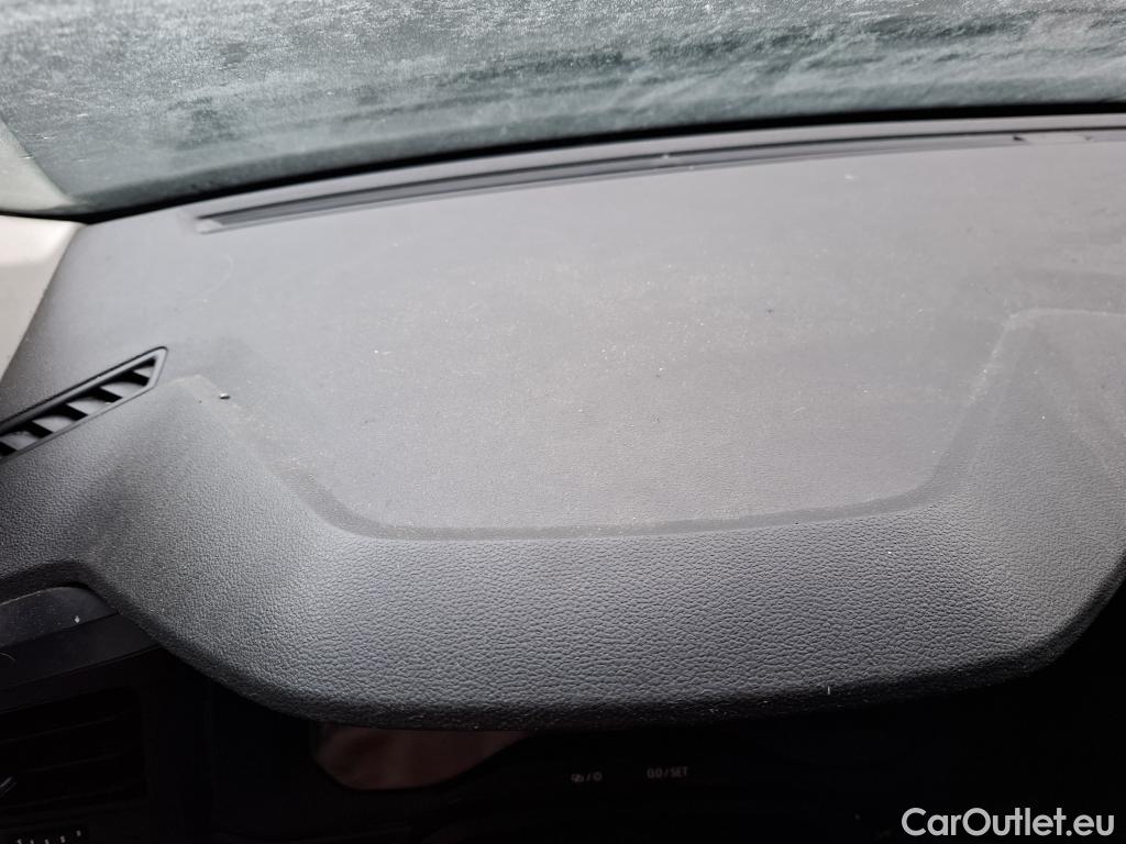  Volkswagen  Polo VOLKSWAGEN  / 2017 / 5P / Berline 1.0 TSI 95 #49