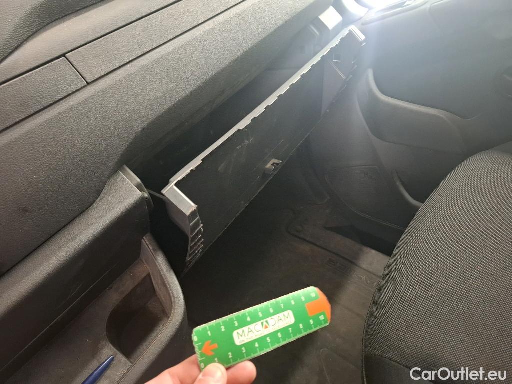  Nissan  NV400 NISSAN  / 2014 / 4P / Fourgon tôlé L2H2 2.3 dCi 165 EUVI S/S 3t5 N-Connecta #56