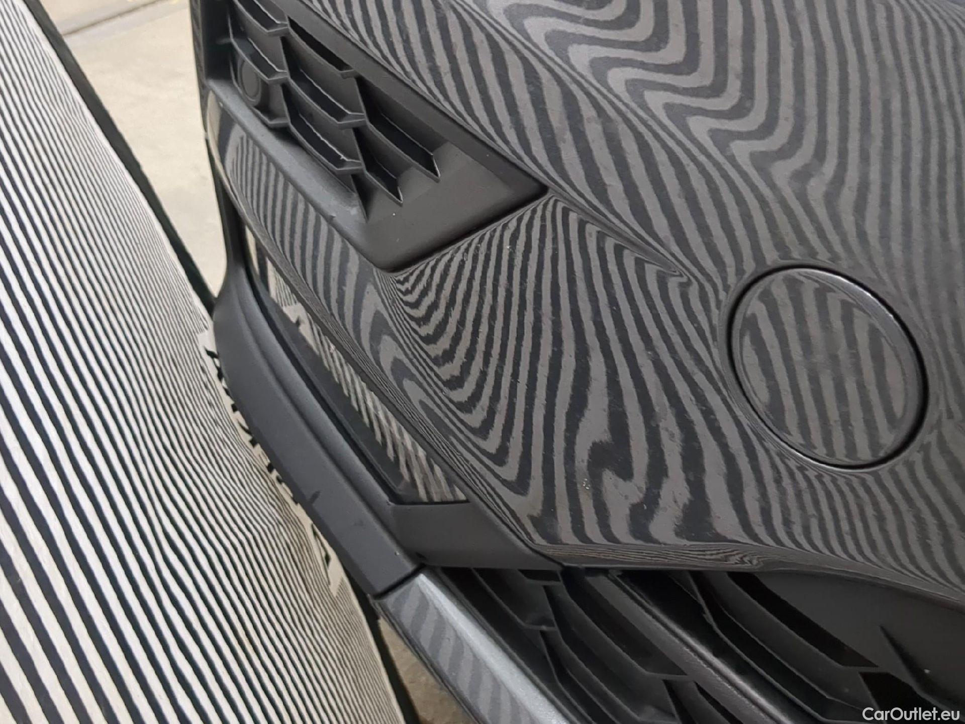  Volkswagen  Tiguan VOLKSWAGEN  5p SUV 2.0 TDI 150 DSG7 Carat Exclusive #22