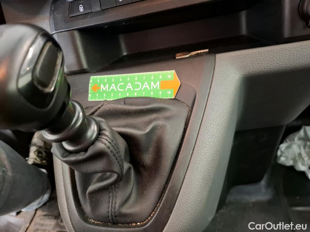  Peugeot  Expert PEUGEOT  / 2016 / 4P / Fourgon tôlé 1.5 BLUEHDI 120 S&S STANDARD PREMIUM #14