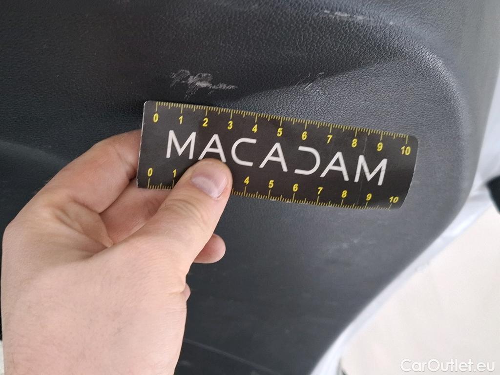  Hyundai  Konna Kona / 2020 / 5P / SUV 1.6 CRDI 136 HYBRID 48V DCT-7 BUSINESS / TRANSFO VP/VF #25