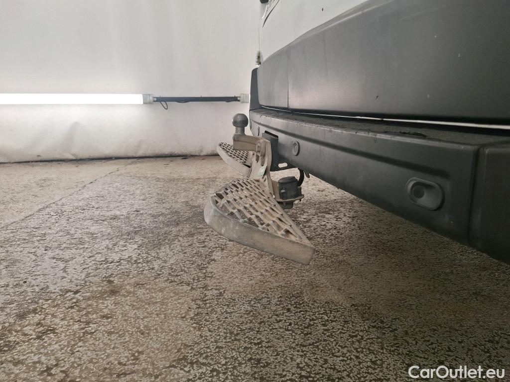  Nissan  NV400 NISSAN  / 2014 / 4P / Fourgon tôlé L2H2 2.3 dCi 165 EUVI S/S 3t5 N-Connecta #8