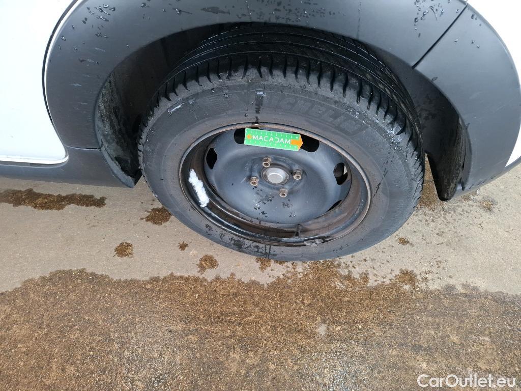  Citroen  C3  Société Feel 1.5 BlueHDI 100CV BVM5 E6dT #25