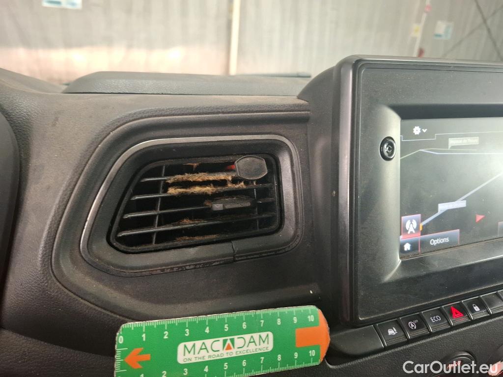  Nissan  NV400 NISSAN  / 2014 / 4P / Fourgon tôlé L2H2 2.3 dCi 165 EUVI S/S 3t5 N-Connecta #63