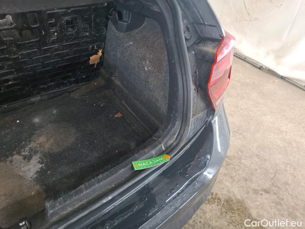  Volkswagen  Polo VOLKSWAGEN  / 2017 / 5P / Berline 1.0 TSI 95 #57