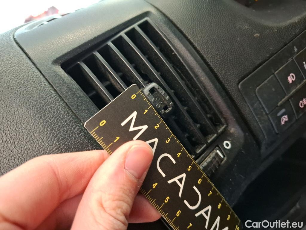  Peugeot  Boxer PEUGEOT  / 2014 / 4P / Fourgon tôlé BlueHDi 140 S&S ASPHALT 335 L2H2 #7