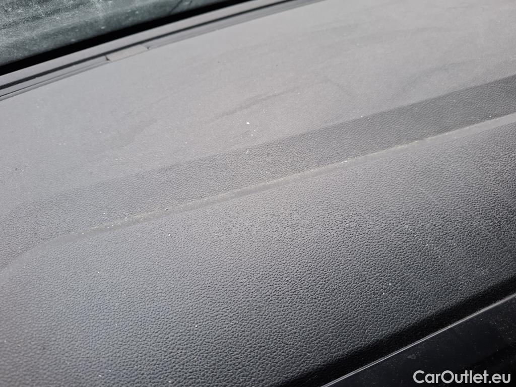  Volkswagen  Polo VOLKSWAGEN  / 2017 / 5P / Berline 1.0 TSI 95 #50