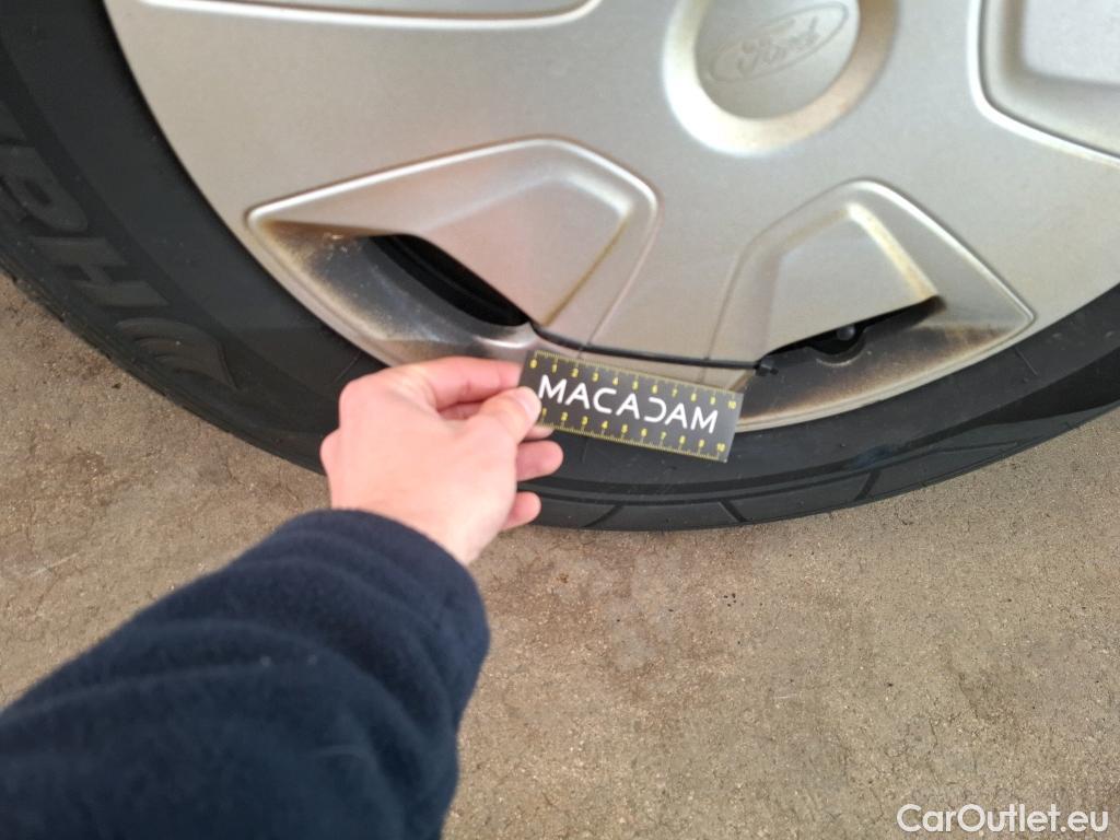  Ford  Transit FORD  Custom  2018  4P  Fourgon tôlé 20 ECOBLUE 130 300 L1H1 TREND BUSINESS #29