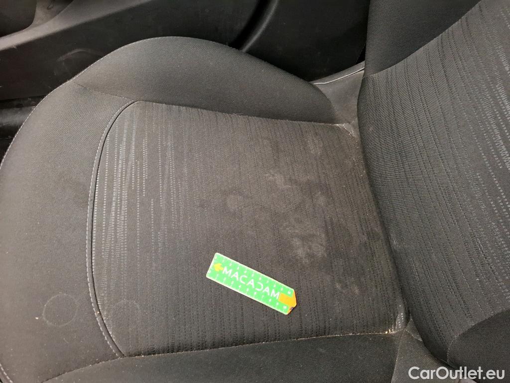  Peugeot  208  Affaire Premium 1.5 HDi 100CV BVM5 E6dT #39