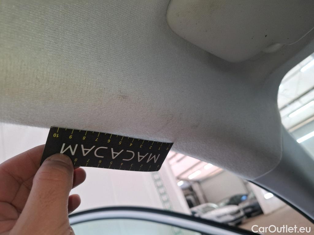  Peugeot  208  Premium 1.5 HDi 100CV BVM6 E6d #18