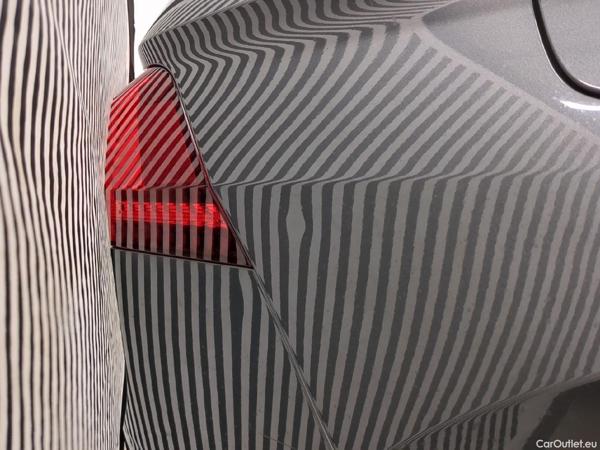  Volkswagen  Tiguan VOLKSWAGEN  5p SUV 2.0 TDI 150 DSG7 Carat Exclusive #11