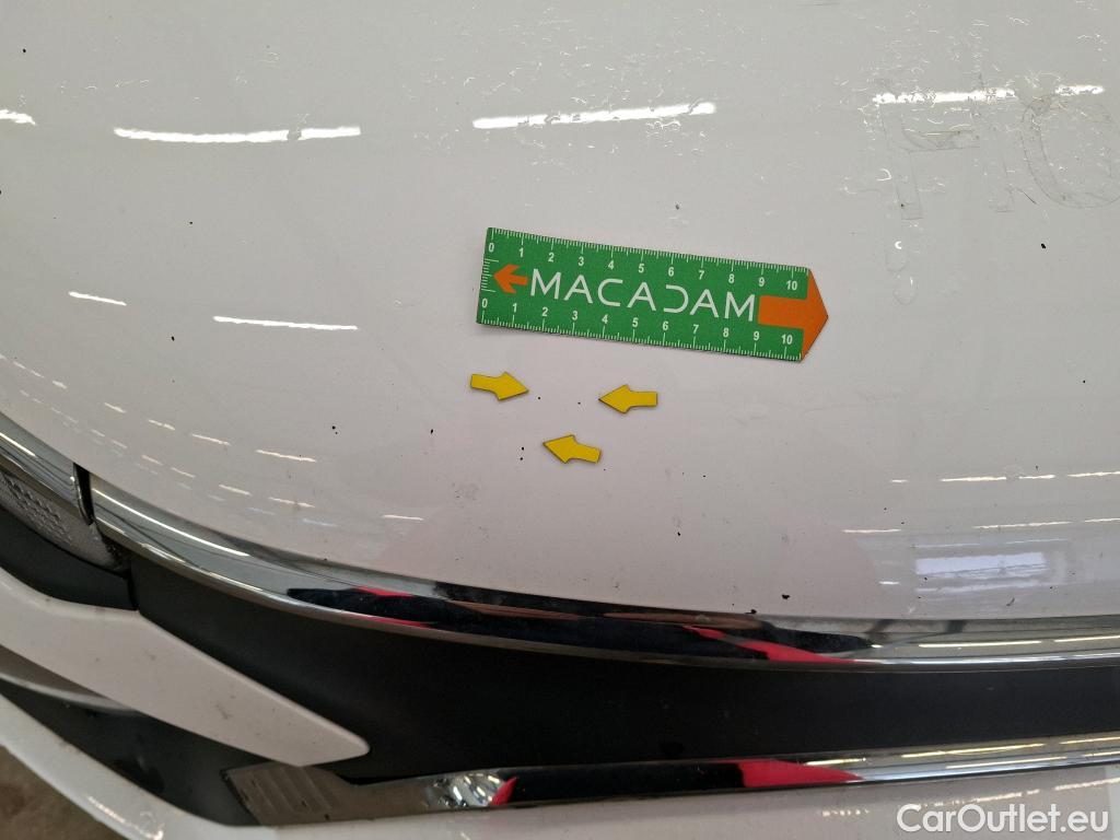  Citroen  C3  Société Feel 1.5 BlueHDI 100CV BVM5 E6dT #4