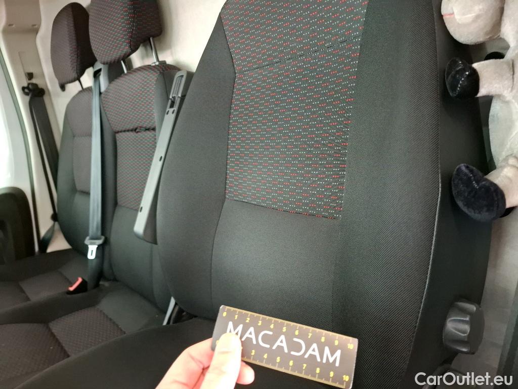  Peugeot  Boxer PEUGEOT  / 2014 / 4P / Fourgon tôlé BlueHDi 140 S&S ASPHALT 335 L2H2 #21