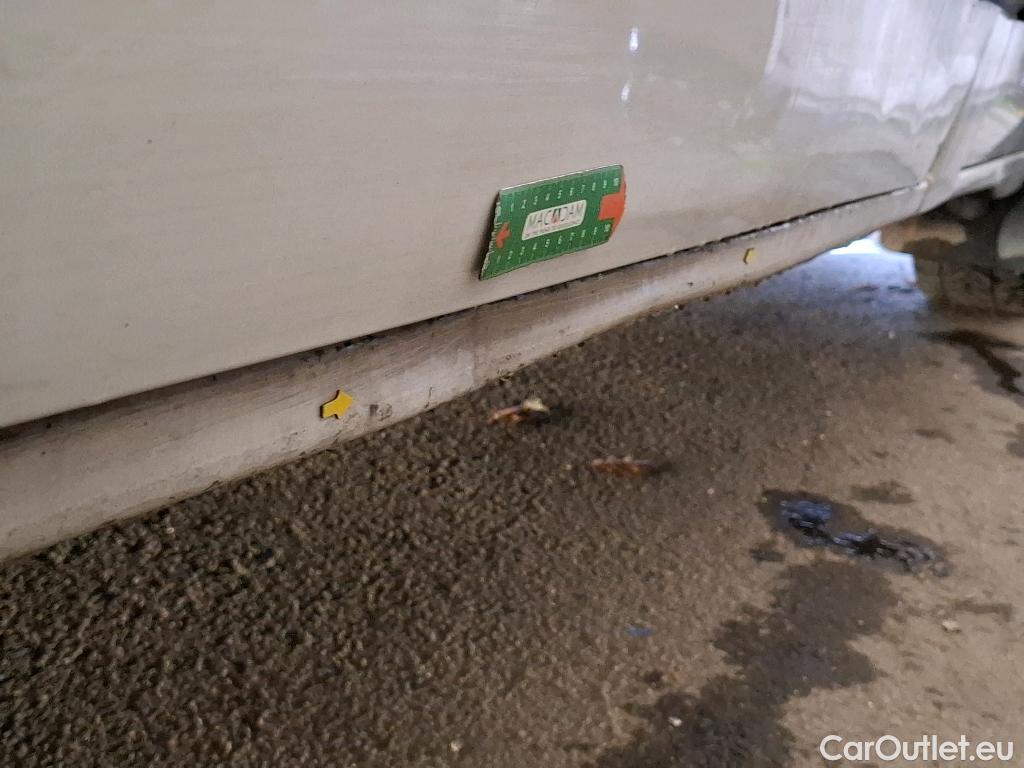  Renault  Master  III Fourgon L3H3 3 5 Grand Confort 2.3 dCi 130CV BVM6 E6 #26