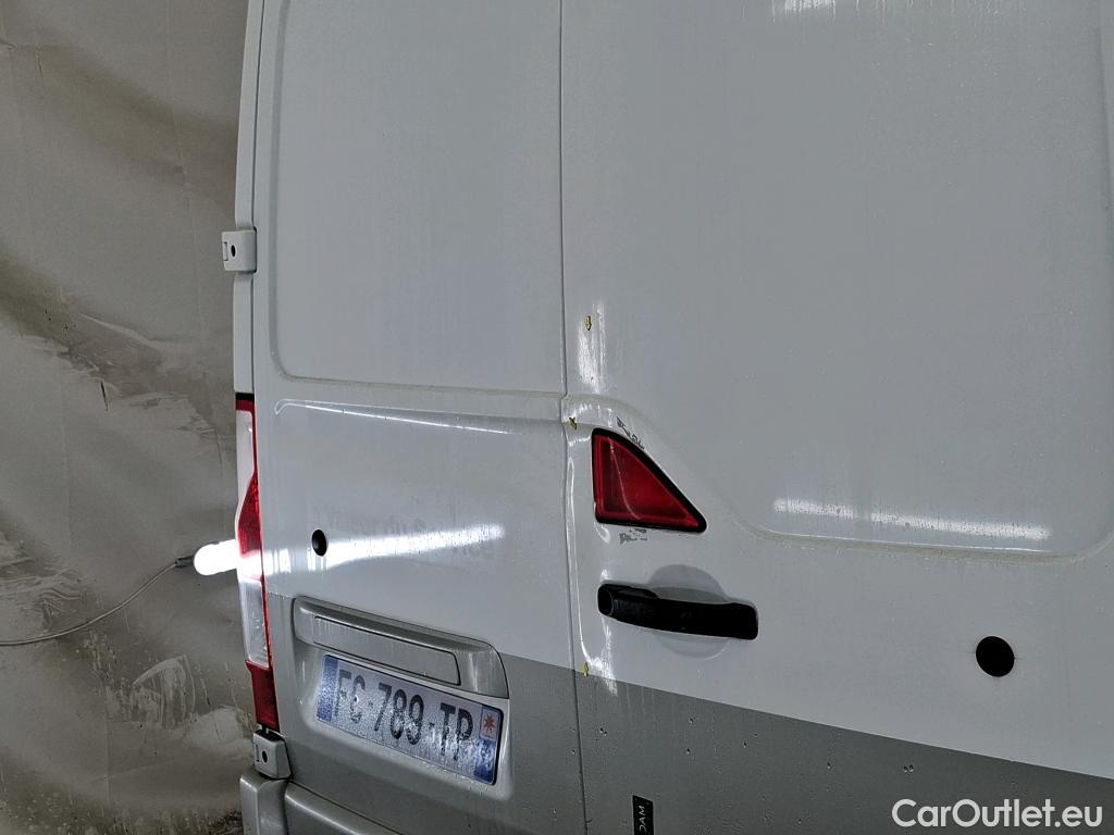  Renault  Master RENAULT  / 2014 / 4P / Fourgon tôlé &FG GCf Trac F3500 L2H2 dCi 110 Euro6 #22
