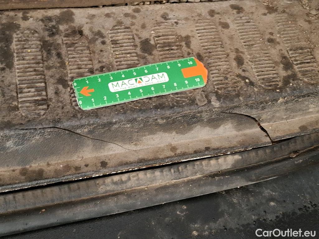  Renault  Master  III Fourgon L3H3 3 5 Grand Confort 2.3 dCi 130CV BVM6 E6 #78