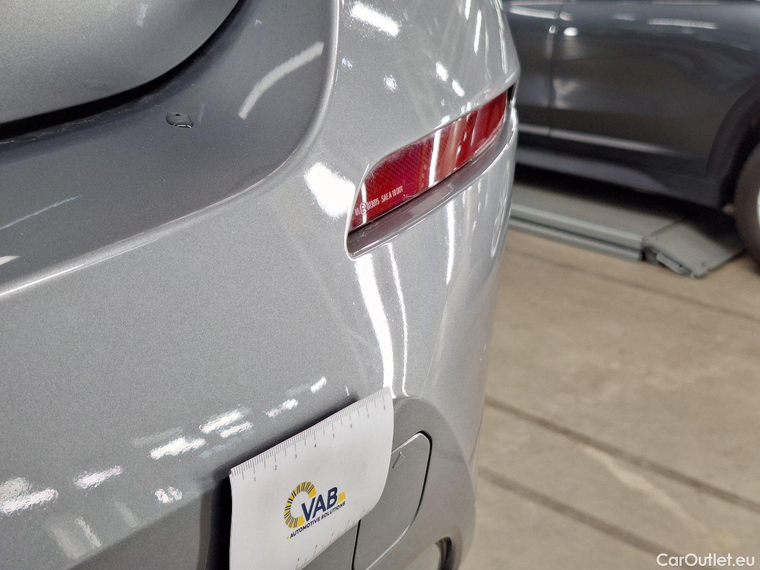  Bmw  Serie 1 BMW, 1-serie '19, BMW 1 Reeks Hatch 116dA (85 kW) 5d #16