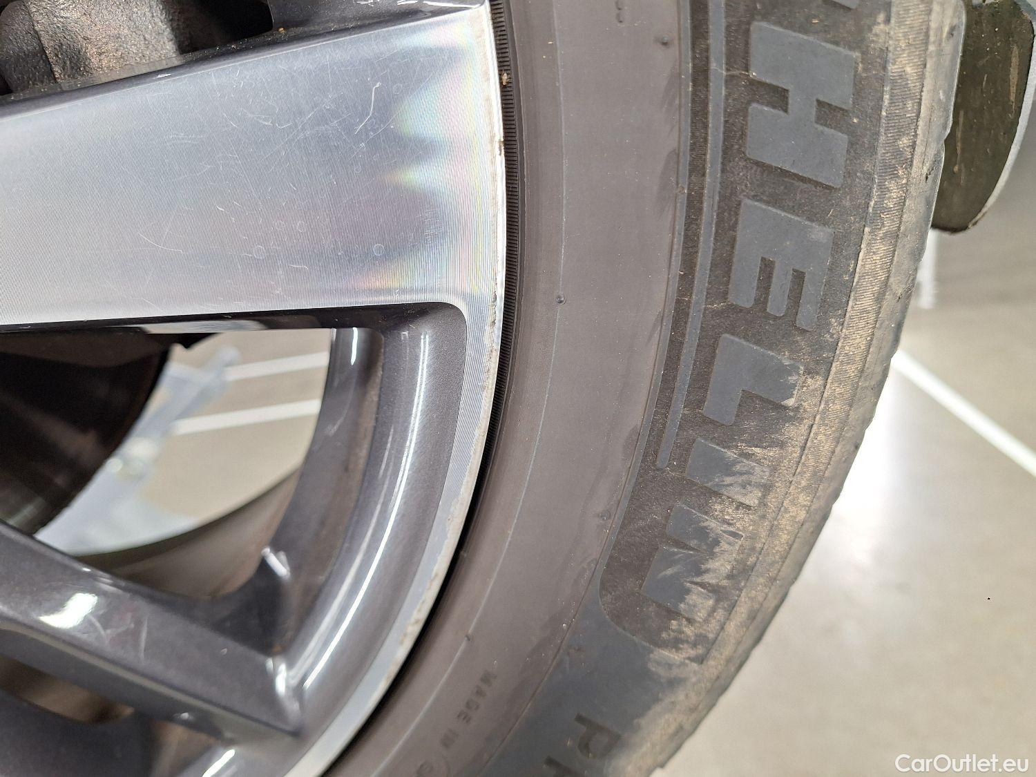  Peugeot  5008 Peugeot,  FL'20, Peugeot  1.5 BlueHDi 96kW S&S EAT8 Allure Pack #2