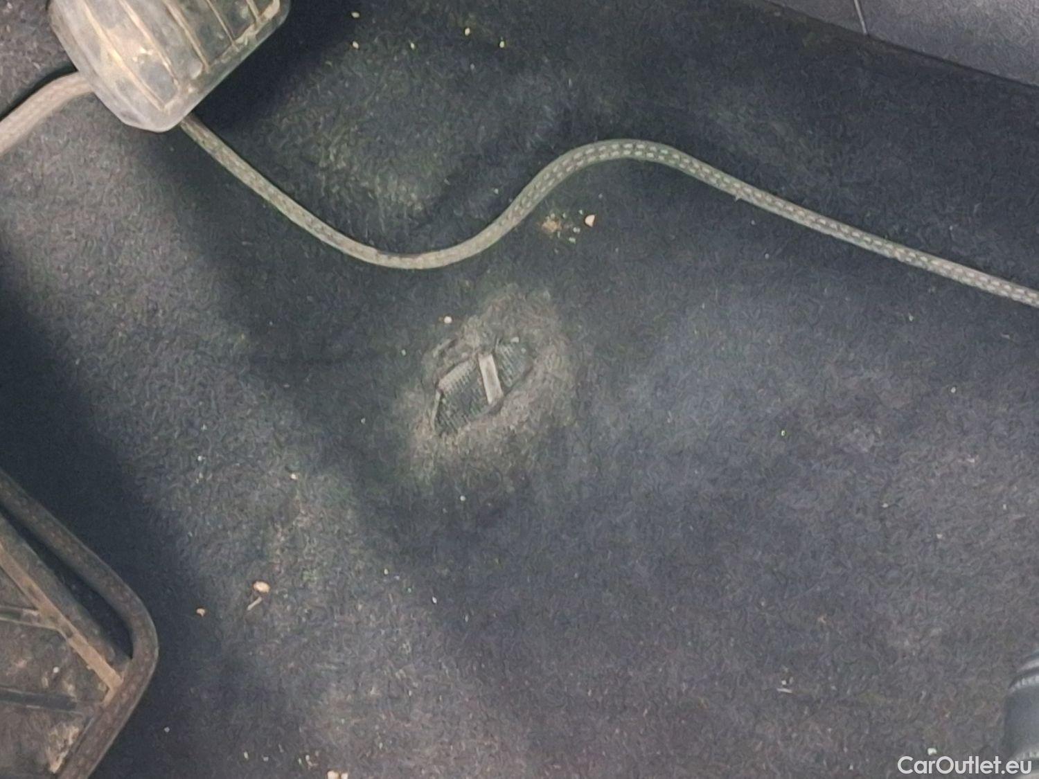  Peugeot  5008 Peugeot,  FL'20, Peugeot  1.5 BlueHDi 96kW S&S EAT8 Allure Pack #59