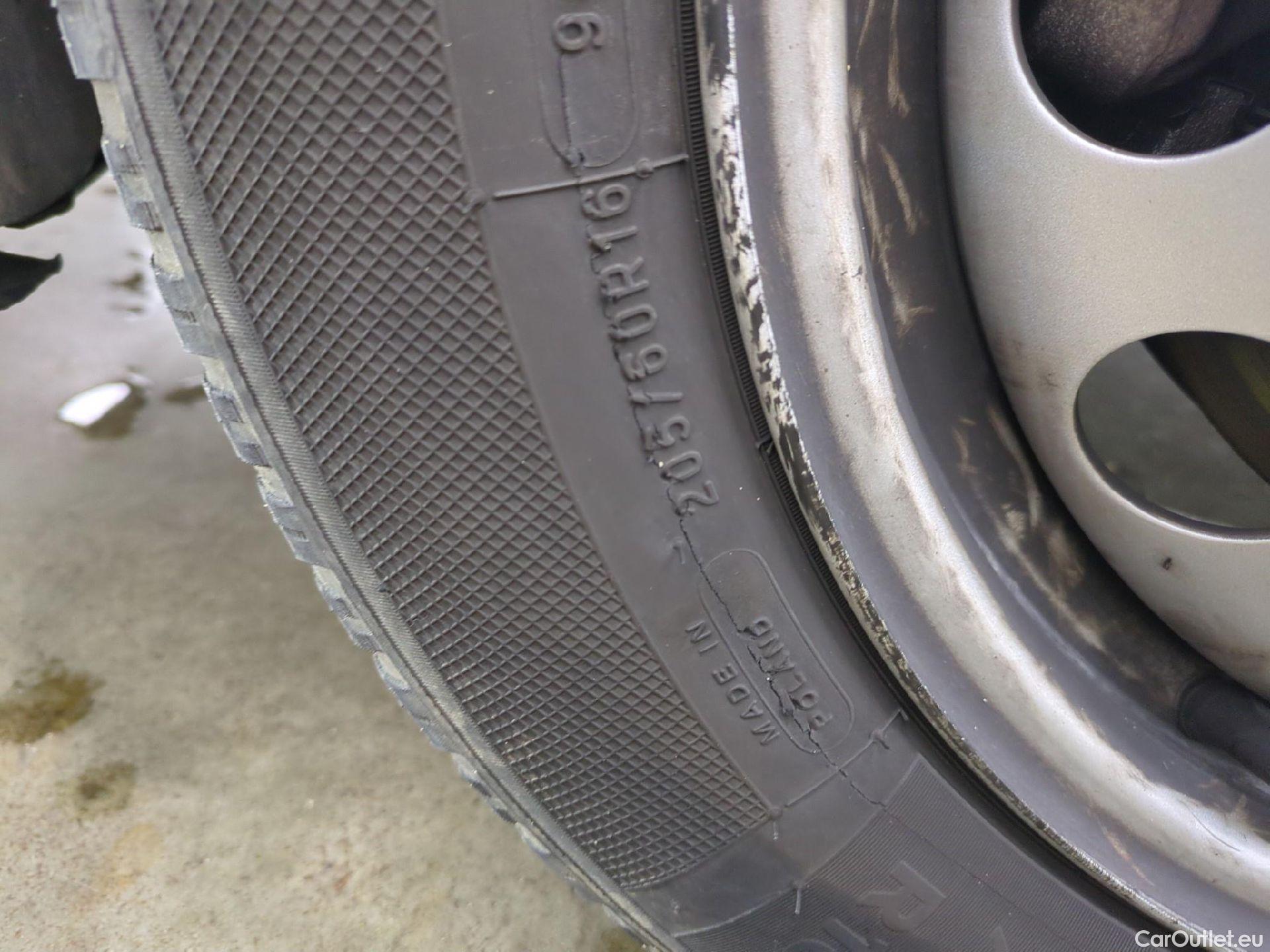  Citroen  Berlingo  Fourgon Club M 1000 1.2 PureTech 130CV BVA8 E6d #4