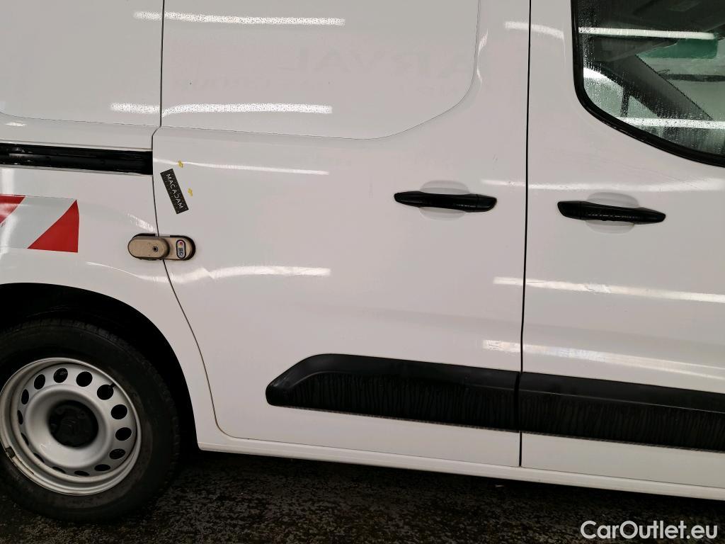  Citroen  Berlingo  Fourgon Worker M 1000 1.2 PureTech 130CV BVA8 E6d #7