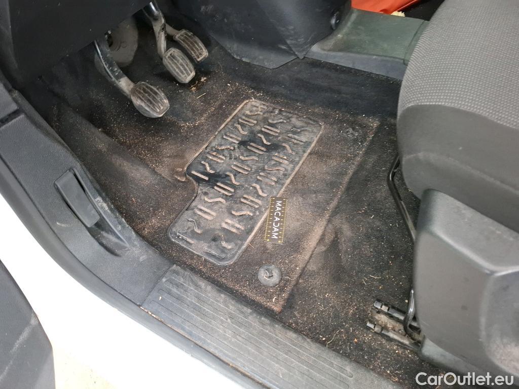  Citroen  Berlingo  Fourgon Driver XL 950 1.5 BlueHDi 100CV BVM5 E6dT #30