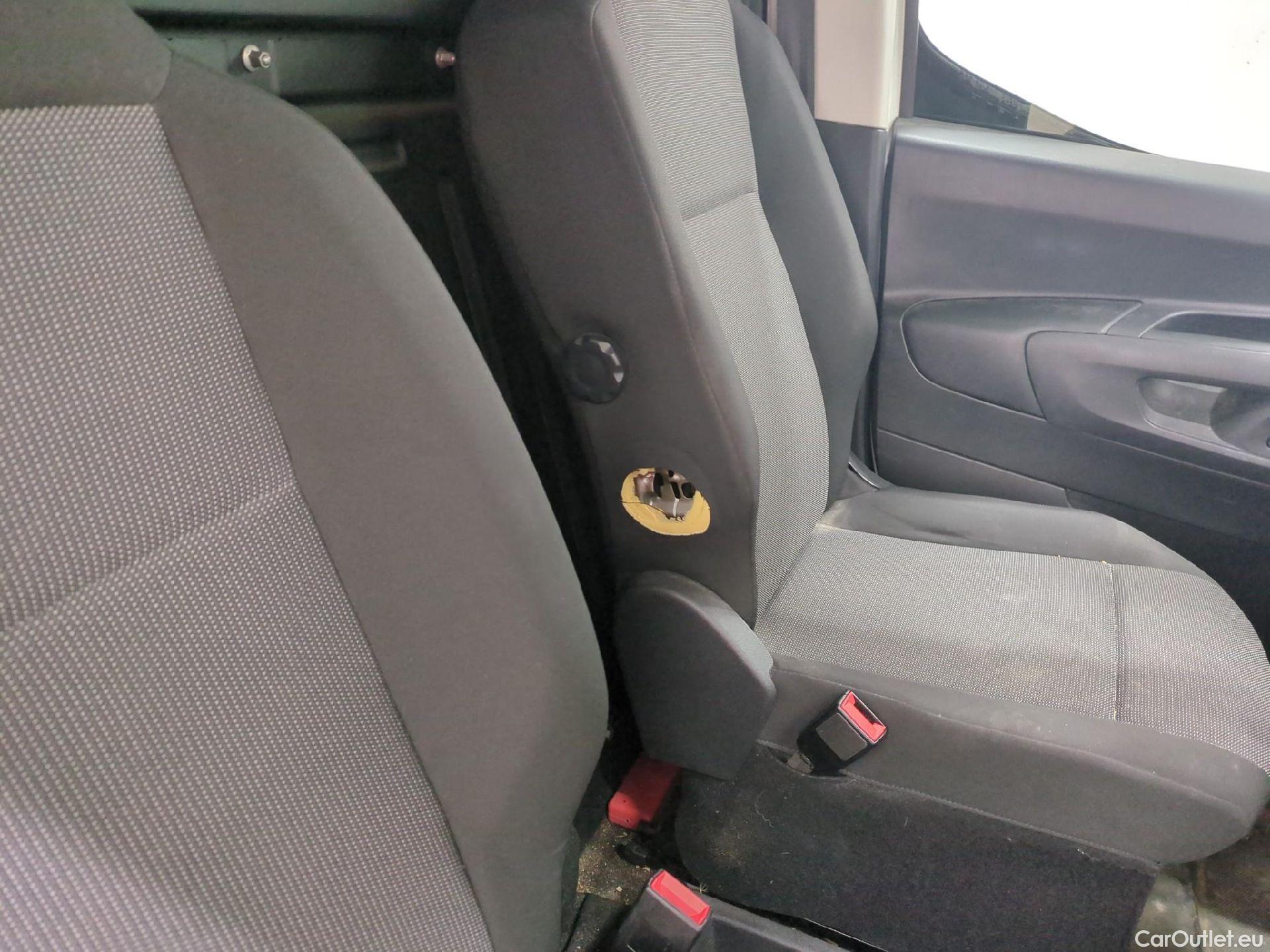  Citroen  Berlingo  Fourgon Club M 1000 1.2 PureTech 130CV BVA8 E6d #2