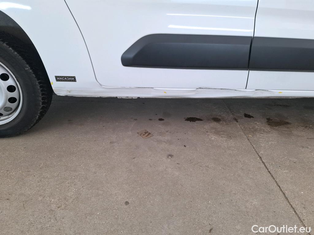  Citroen  Berlingo  Fourgon Driver XL 950 1.5 BlueHDi 100CV BVM5 E6dT #4