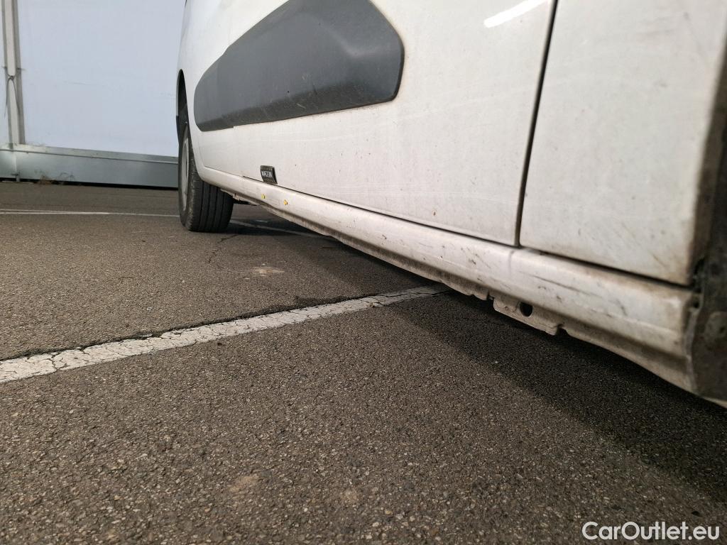  Citroen  Berlingo  Fourgon Club XL 950 1.5 BlueHDi 100CV BVM5 E6dT #25