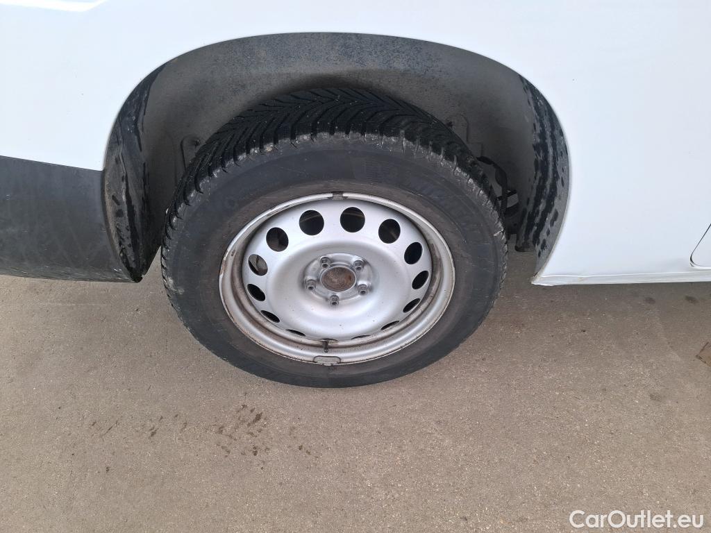  Citroen  Berlingo  Fourgon Driver XL 950 1.5 BlueHDi 100CV BVM5 E6dT #40